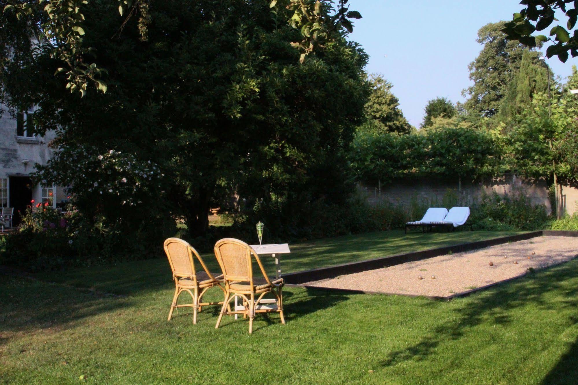Boutique Hotel Bonjour Gronsveld ภายนอก รูปภาพ