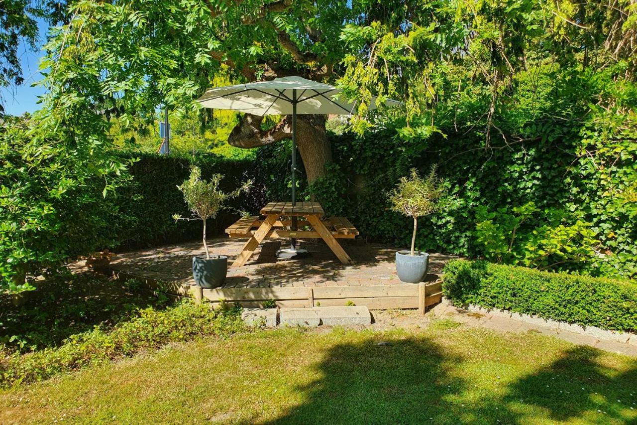 Boutique Hotel Bonjour Gronsveld ภายนอก รูปภาพ