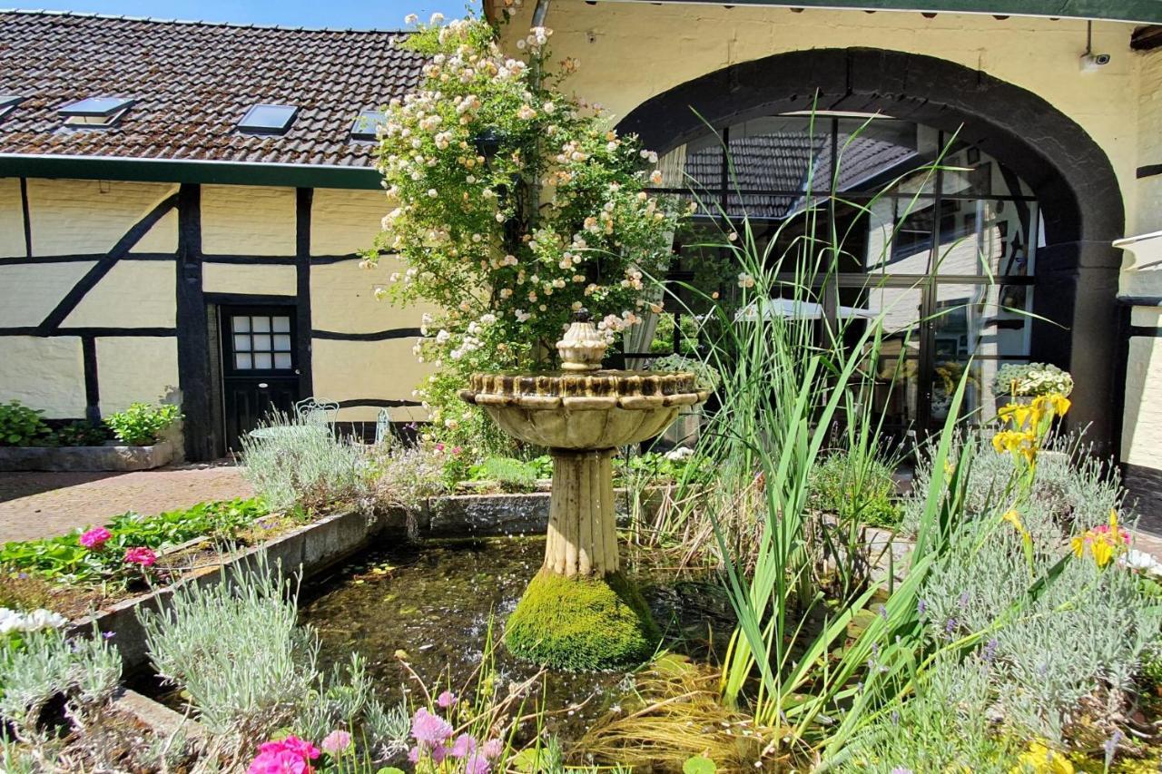 Boutique Hotel Bonjour Gronsveld ภายนอก รูปภาพ