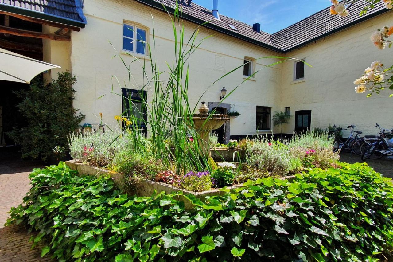 Boutique Hotel Bonjour Gronsveld ภายนอก รูปภาพ